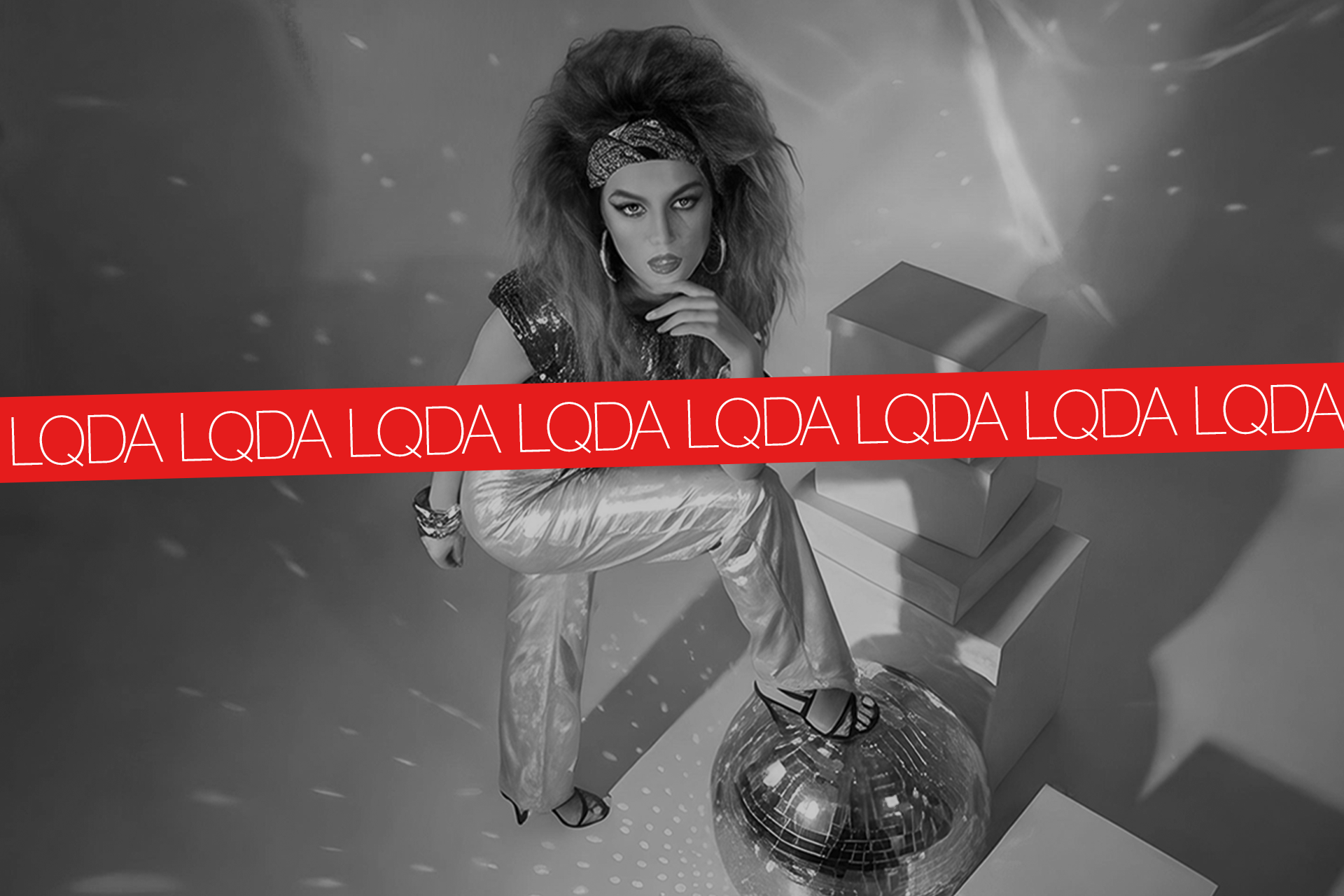 black_liquida_red_mobile