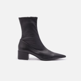 Bota Em Couro