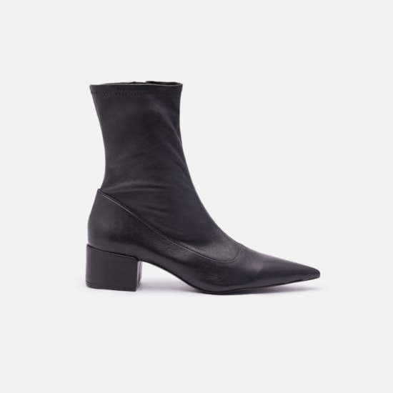 Bota Em Couro