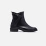 Bota Em Couro