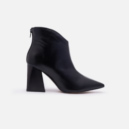 Bota Em Couro