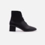 Bota Em Couro