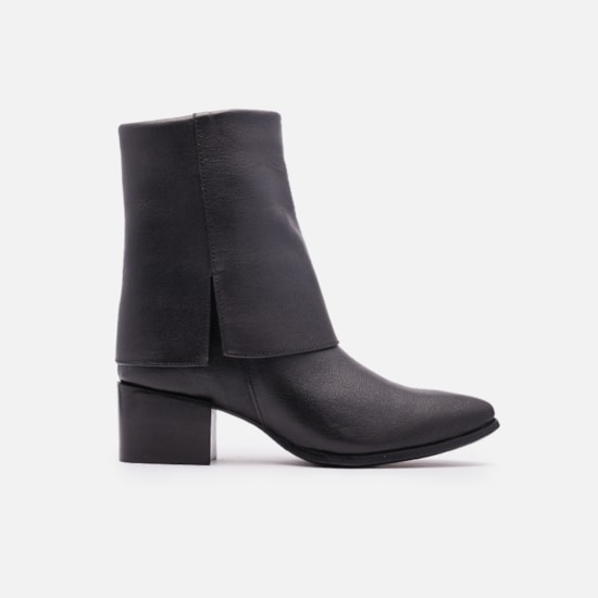 Bota Em Couro