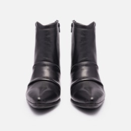 Bota Em Couro