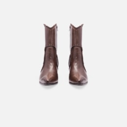 Bota Em Couro