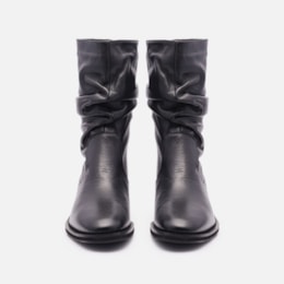 Bota Em Couro